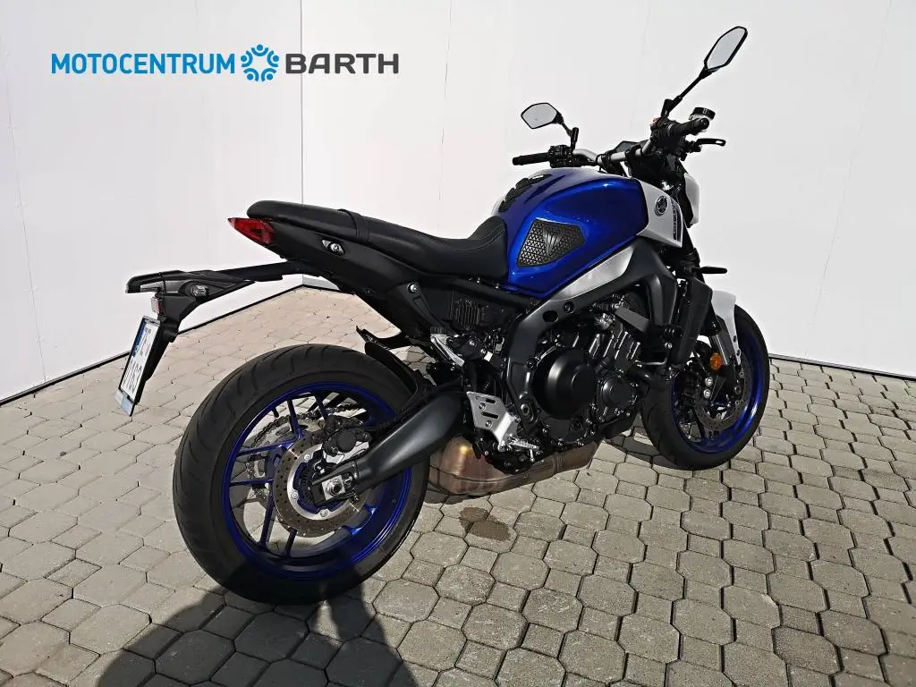 Yamaha MT-09  / 87kW