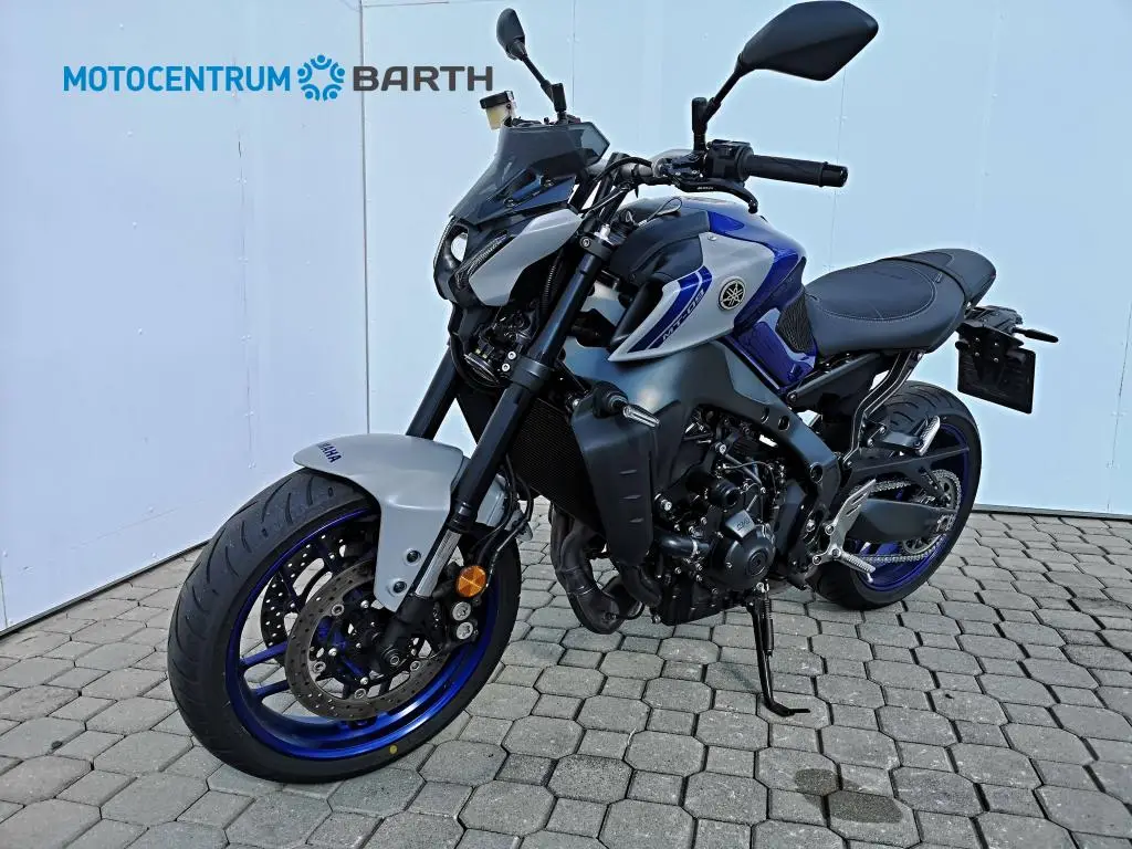 Yamaha MT-09  / 87kW