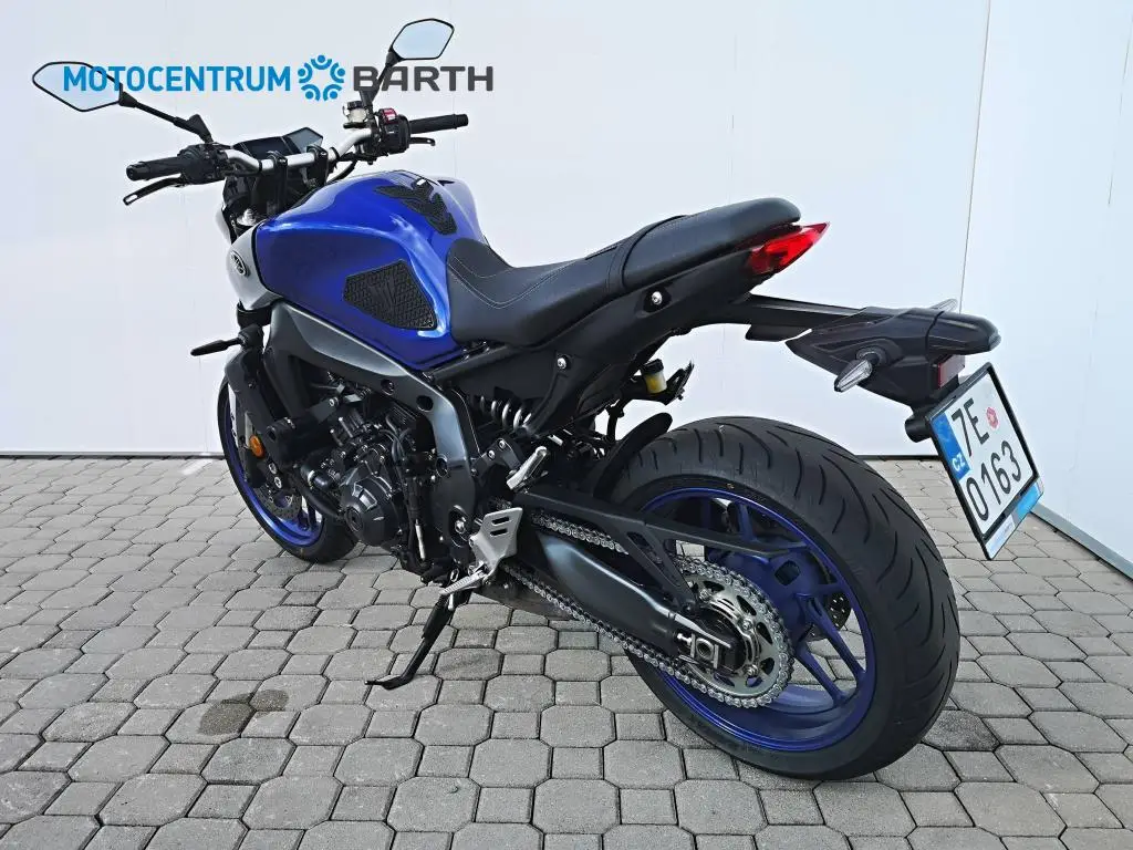 Yamaha MT-09  / 87kW