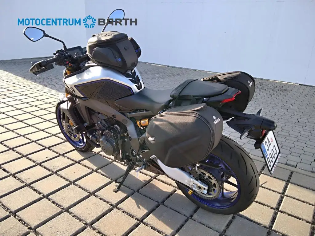 Yamaha MT-09 SP  / 87kW