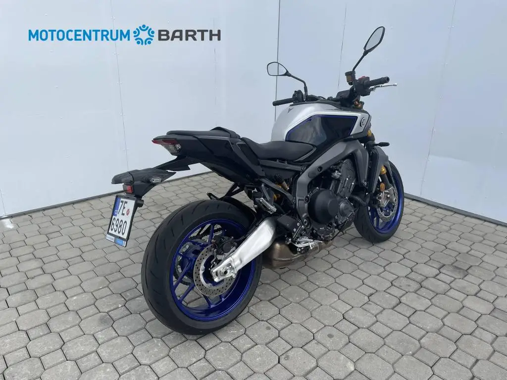 Yamaha MT-09 SP  / 87kW
