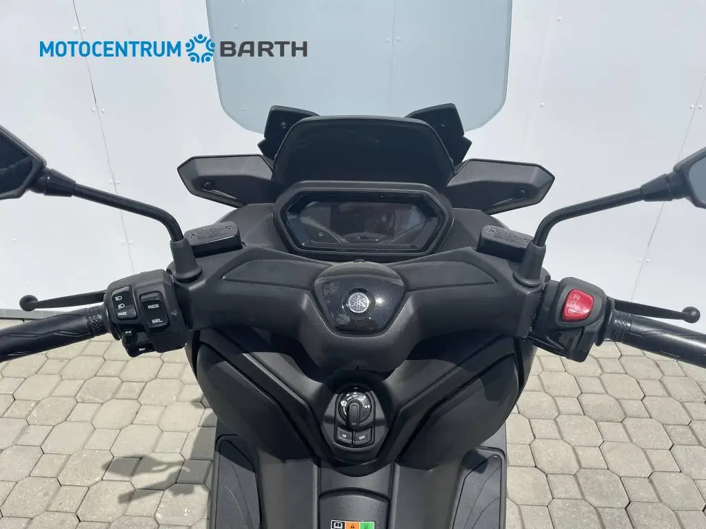 Yamaha XMAX 300  / 20kW