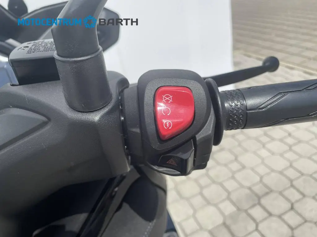 Yamaha XMAX 300 Tech Max EU5+  / 20kW
