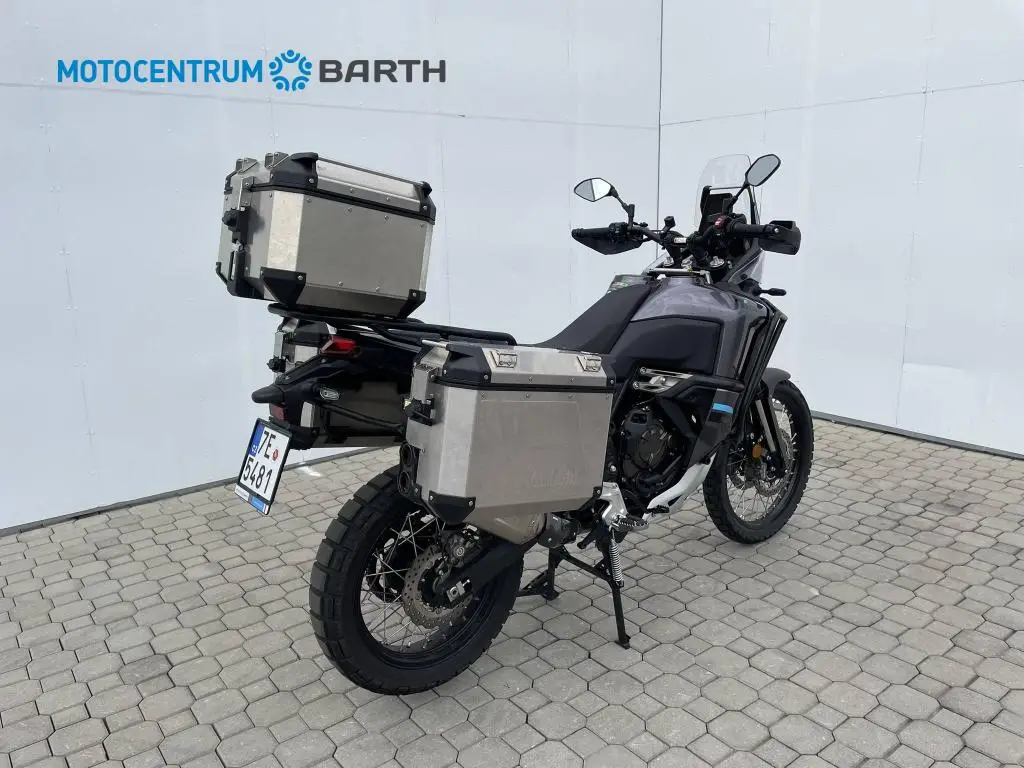 Yamaha XTZ 700 Ténéré World Raid + Akrap  / 54kW