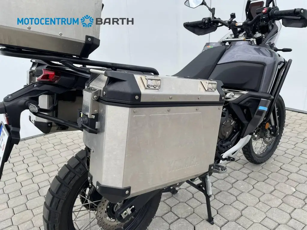 Yamaha XTZ 700 Ténéré World Raid + Akrap  / 54kW