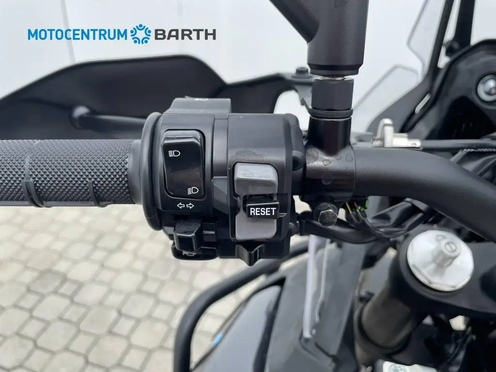 Yamaha XTZ 700 Ténéré World Raid + Akrap  / 54kW