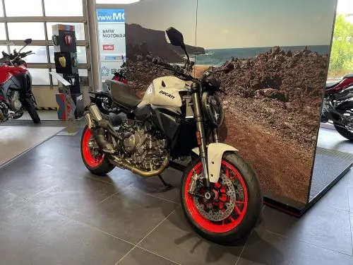 ducati-monster-eu5-82kwimg-5282-6a79ce5d0d8ad.jpg