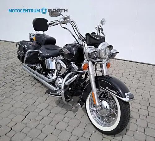 ostatni-harley-davidson-heritage-softail-classic-55kwimg-20211014-011637-1-6a4ce4e05cd0b.jpg