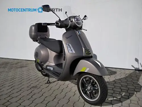 vespa-gts-300-super-tech-17kwimg-20211024-013208-1-6ae1b72d4a8a0.jpg